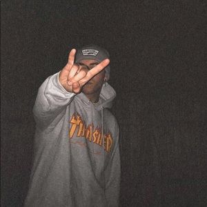 Meet your Posher, Zachary